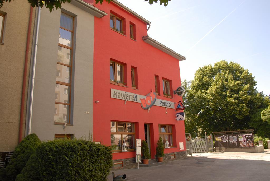 Penzion Fox Nemšová Exteriör bild